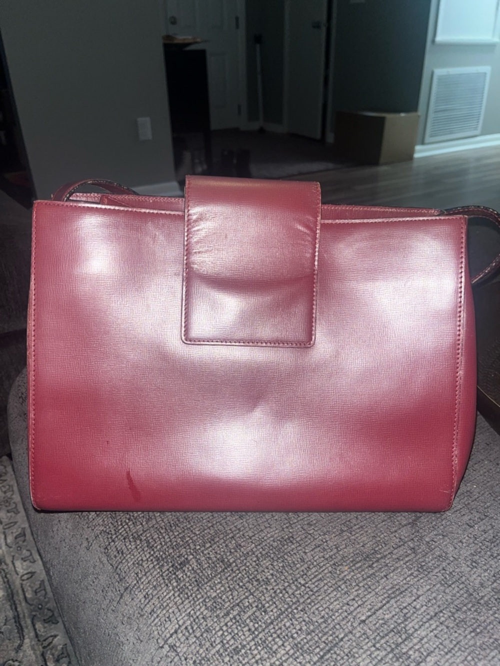 Cartier Classic Burgundy Red Leather Crossbody bag - Picture 2 of 7